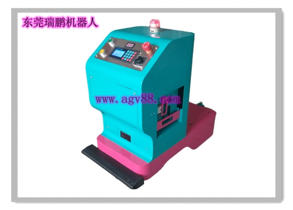 尾端牽引型AGV（光寶集團客戶指定專用產品）